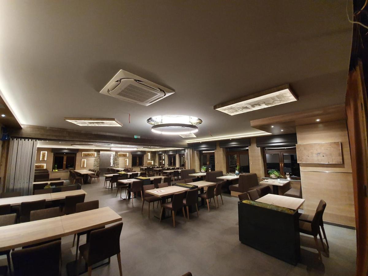 Hotel Zum Buchenberg St. Vith Bagian luar foto