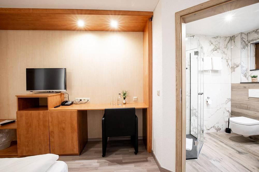 Hotel Zum Buchenberg St. Vith Bagian luar foto